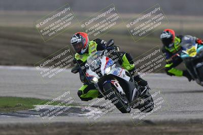 media/Nov-29-2025-TrackDaz (Sat) [[10ae2d9bce]]/B Group/Session 3 (Outside Grapevine)/